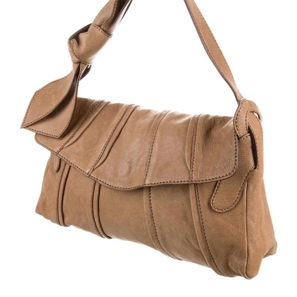 Authentic Valentino shoulder bag. EUC, Comes with dust bag